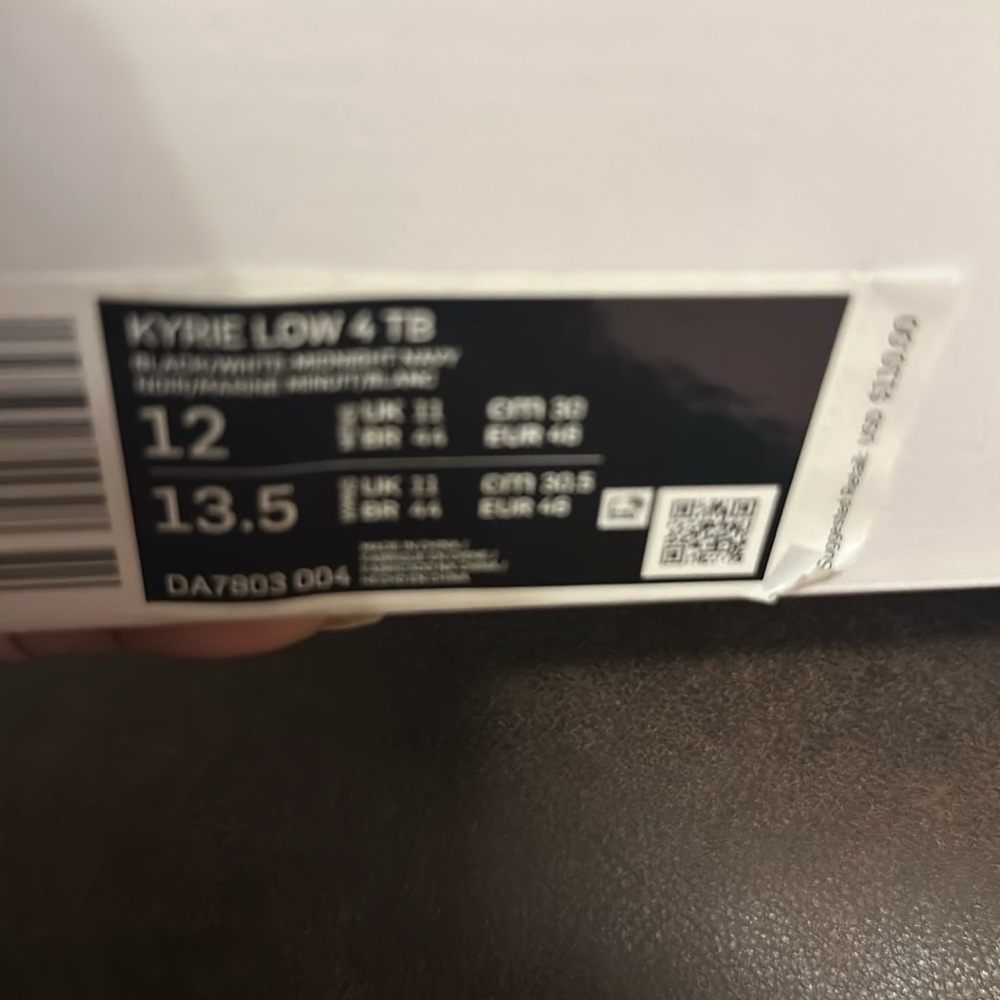 Men kyrie low